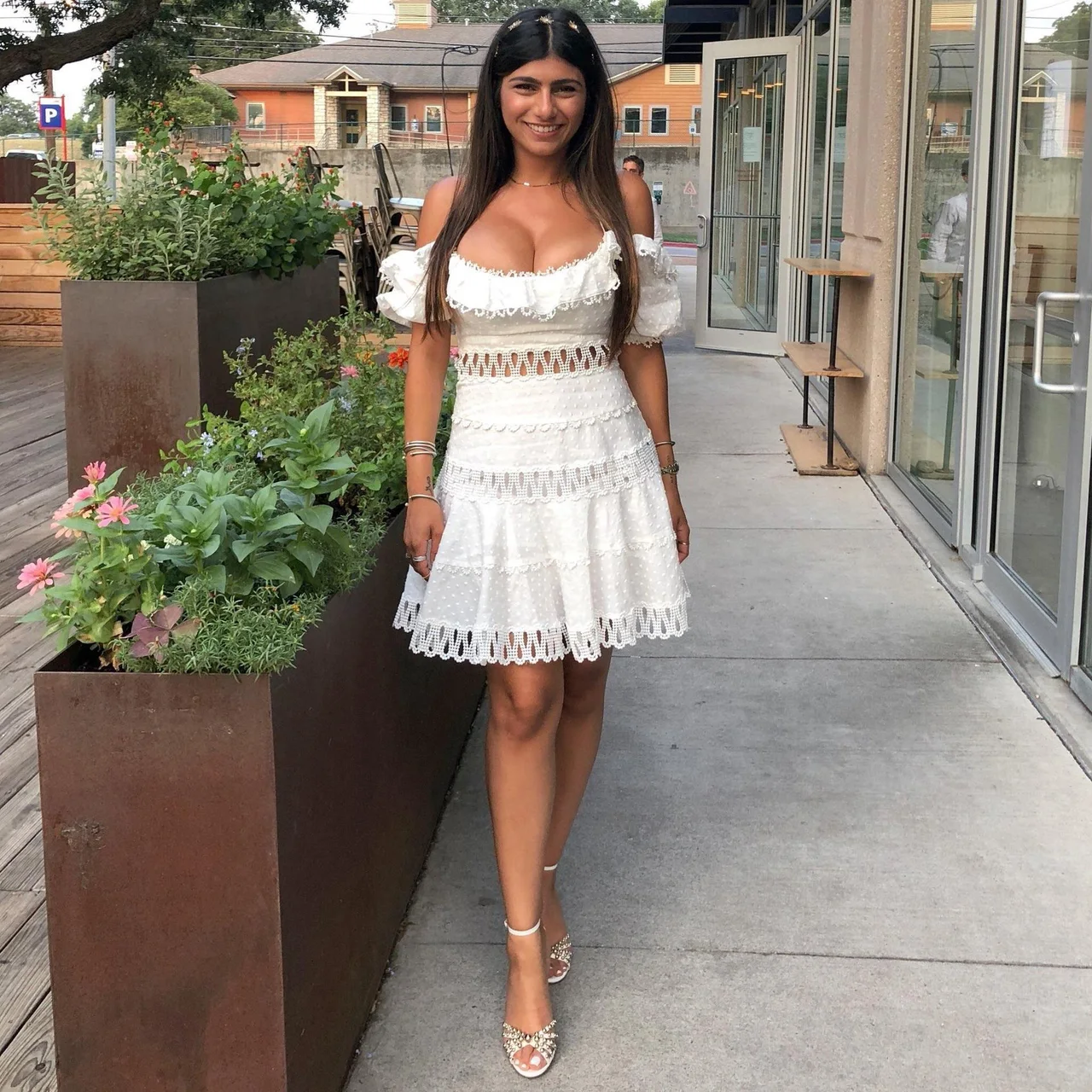 Mia Khalifa gallery photo 1