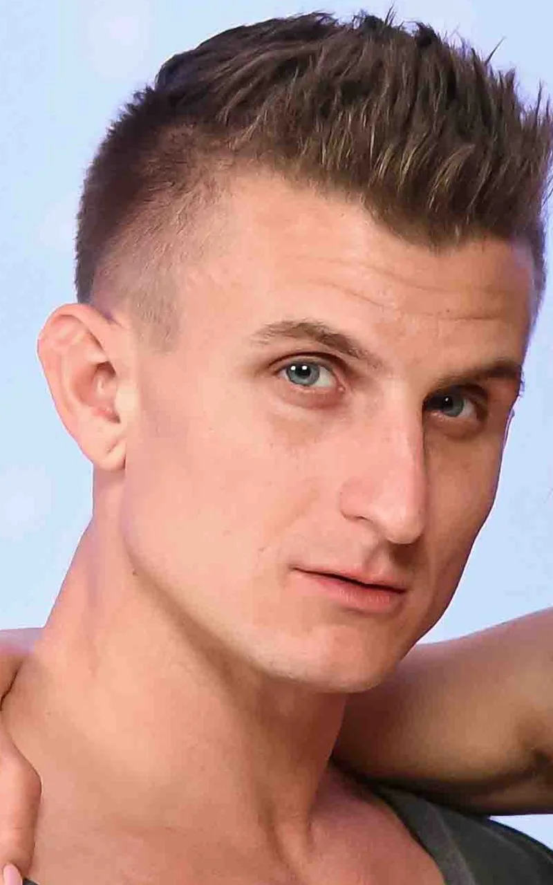 Oliver Faze