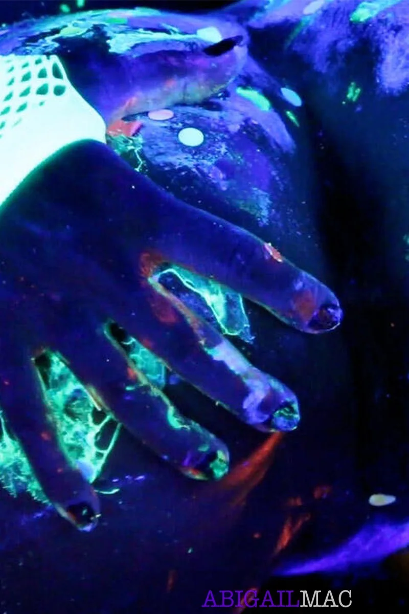 Black Light Porn Set Behind the Scenes