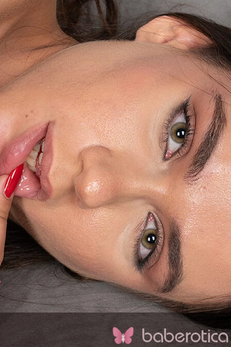 Green Eyed Brunette Vixi Rafi Impales Her Pussy On A Large Toy