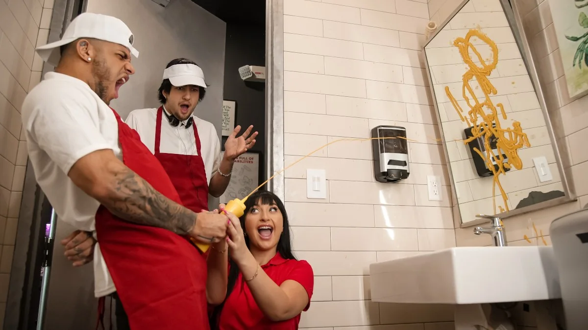 Big Brat Pizza Shop