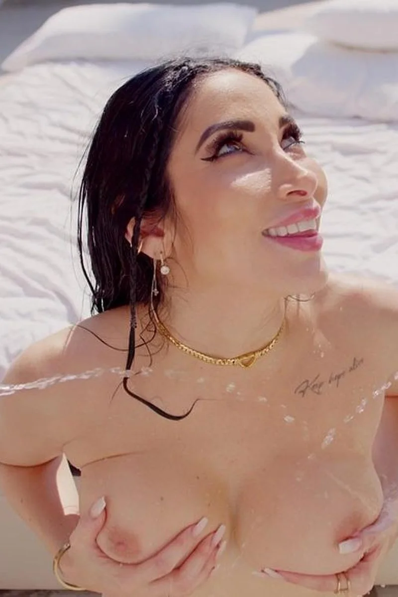 Clea Gaultier Does Water Sports With Two Nasty BBC
