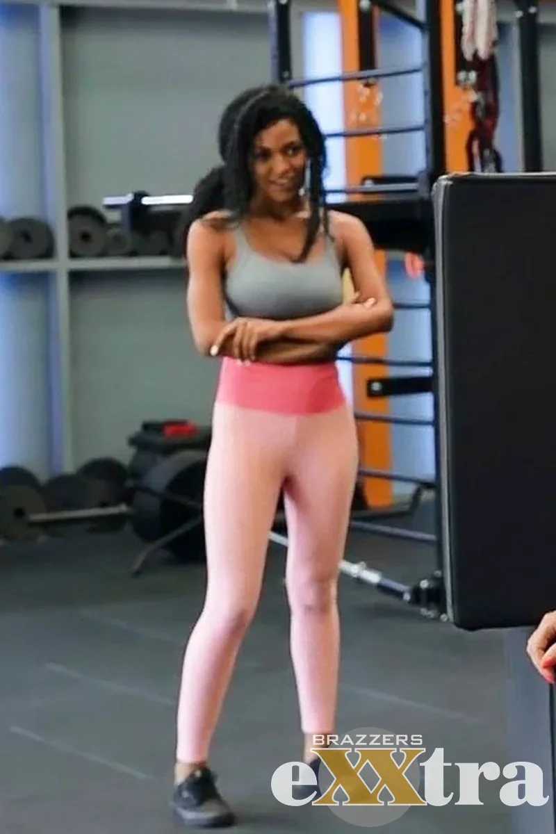 Big Tits Hit the Gym
