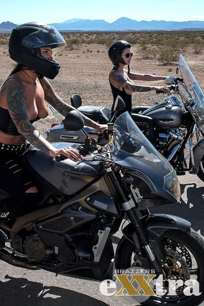 Bloodthirsty Biker Babes: Part 3