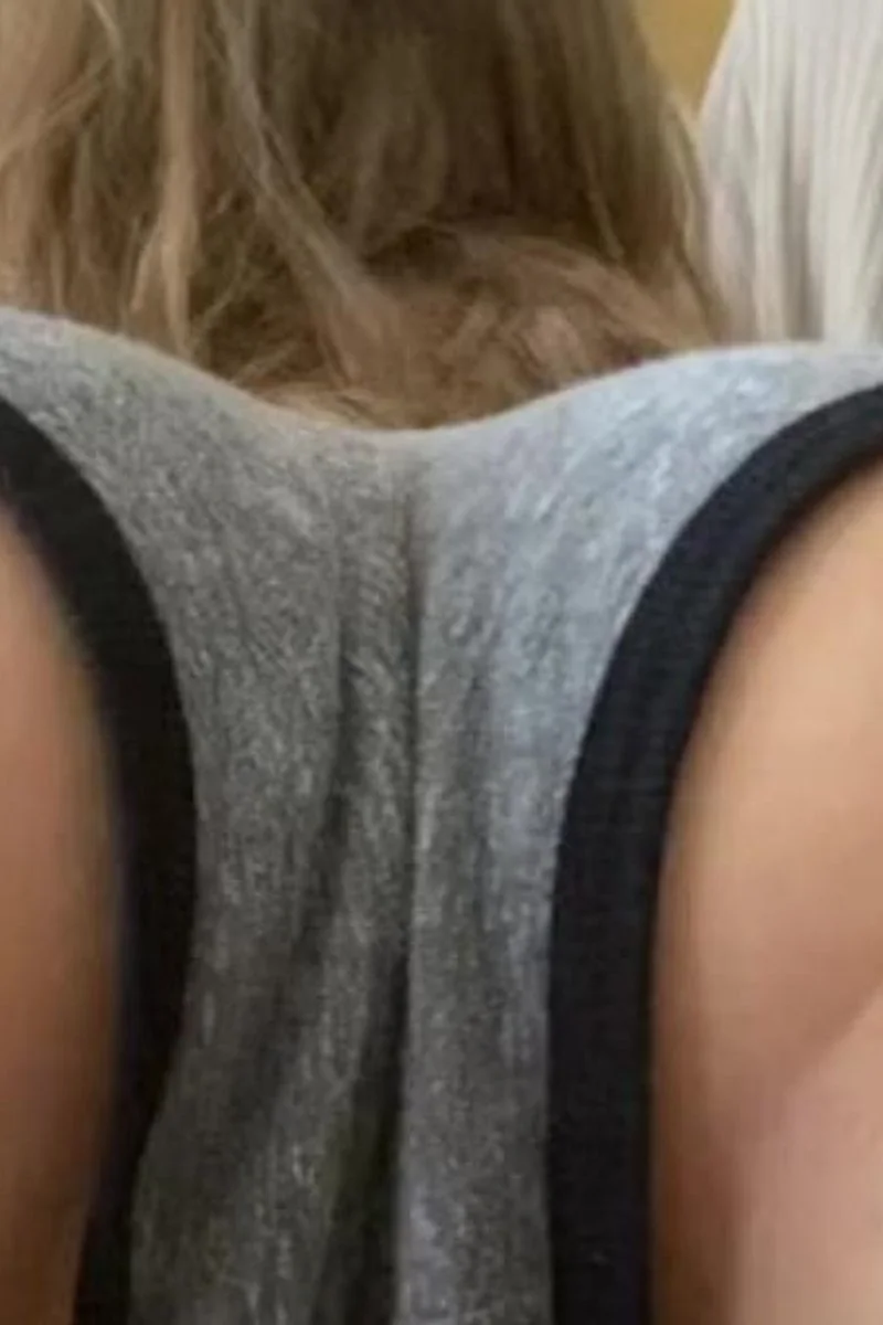 Tease And Pull To The Side