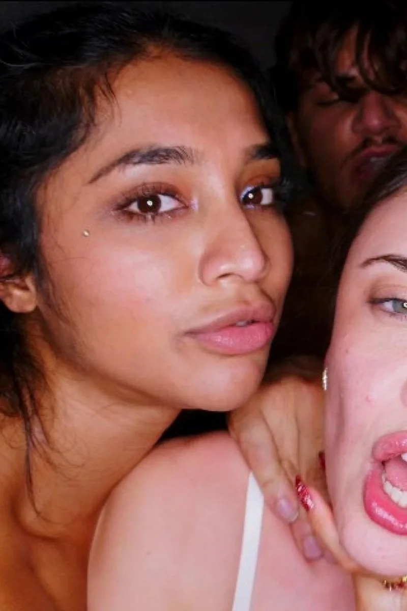 Agatha Vega Catherine Knight And Yasmina Khan vs Victor Ray