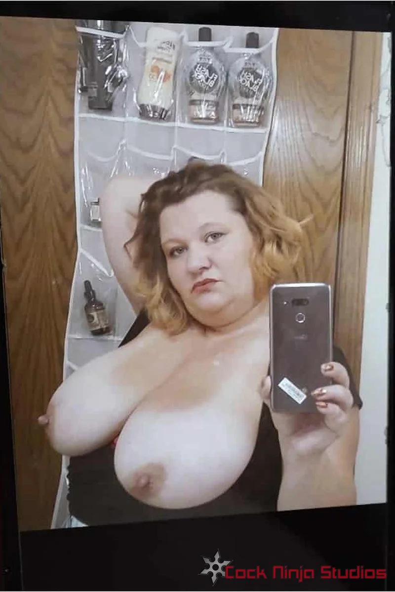 Step Son Caught For Sending Nude Pics Of His Step Mom To His Phone - Karin Kitty