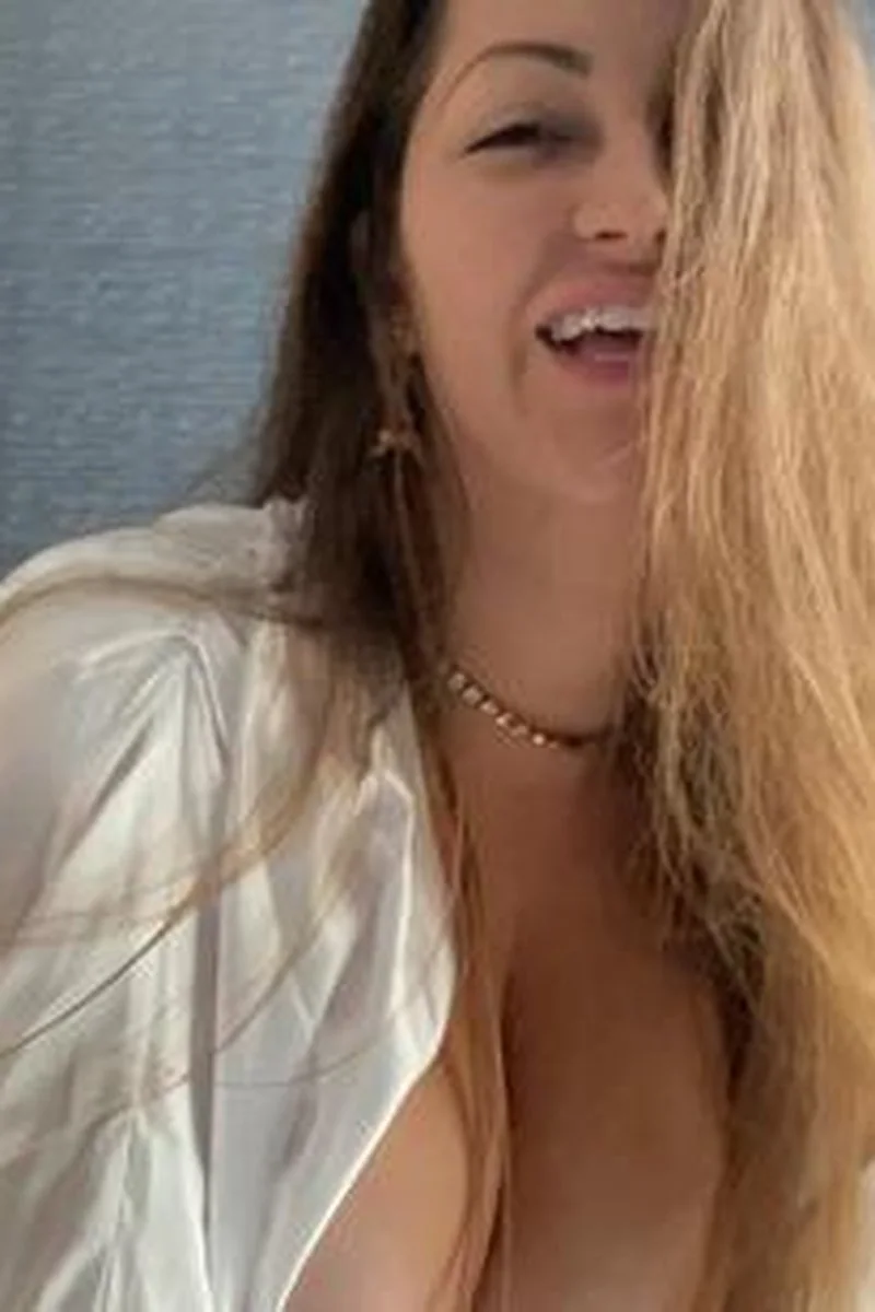 The Queen Orgasms For You