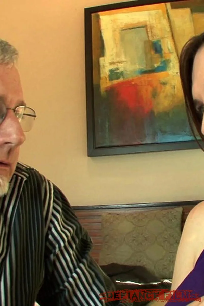 19 Year Old Sitter Gets Banged By An Older Man