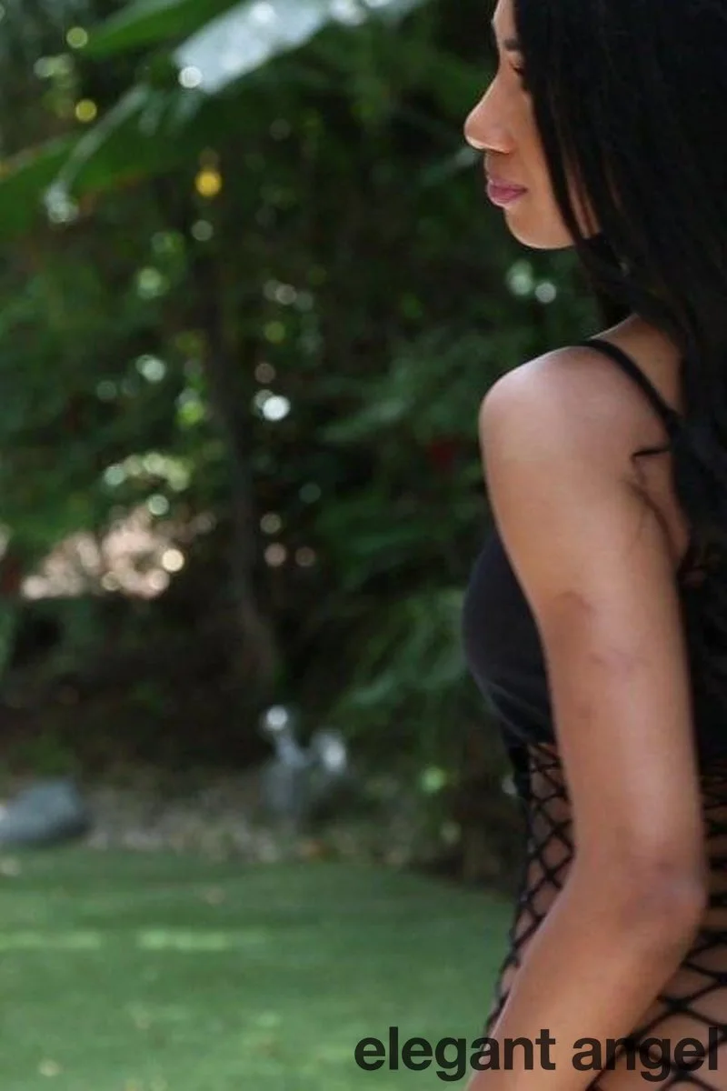 Ana Foxxx & Alexis Avery Have Their Assholes Fucked