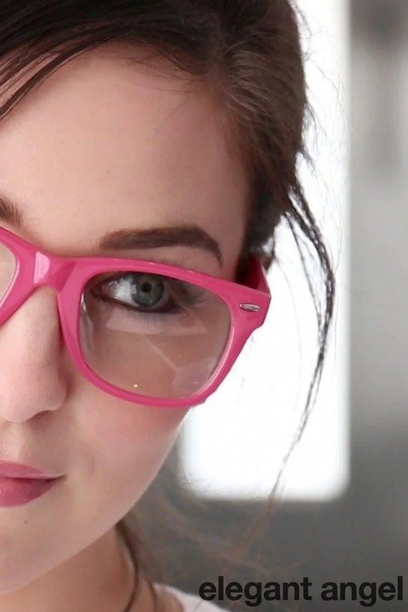 Pretty Geek Pepper Xo Gets Violated