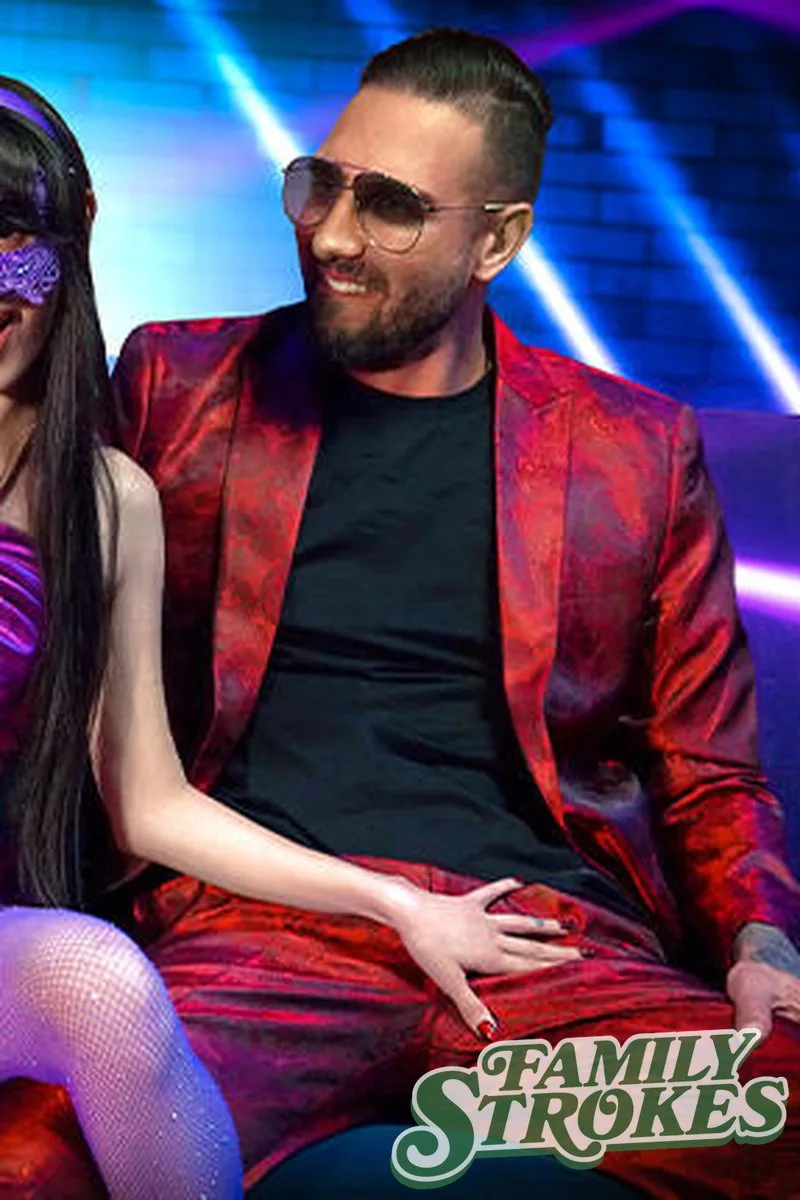 "Spitroast Me, Just Don't Tell Mom I'm A Stripper!" Ronnie's Secret Revealed