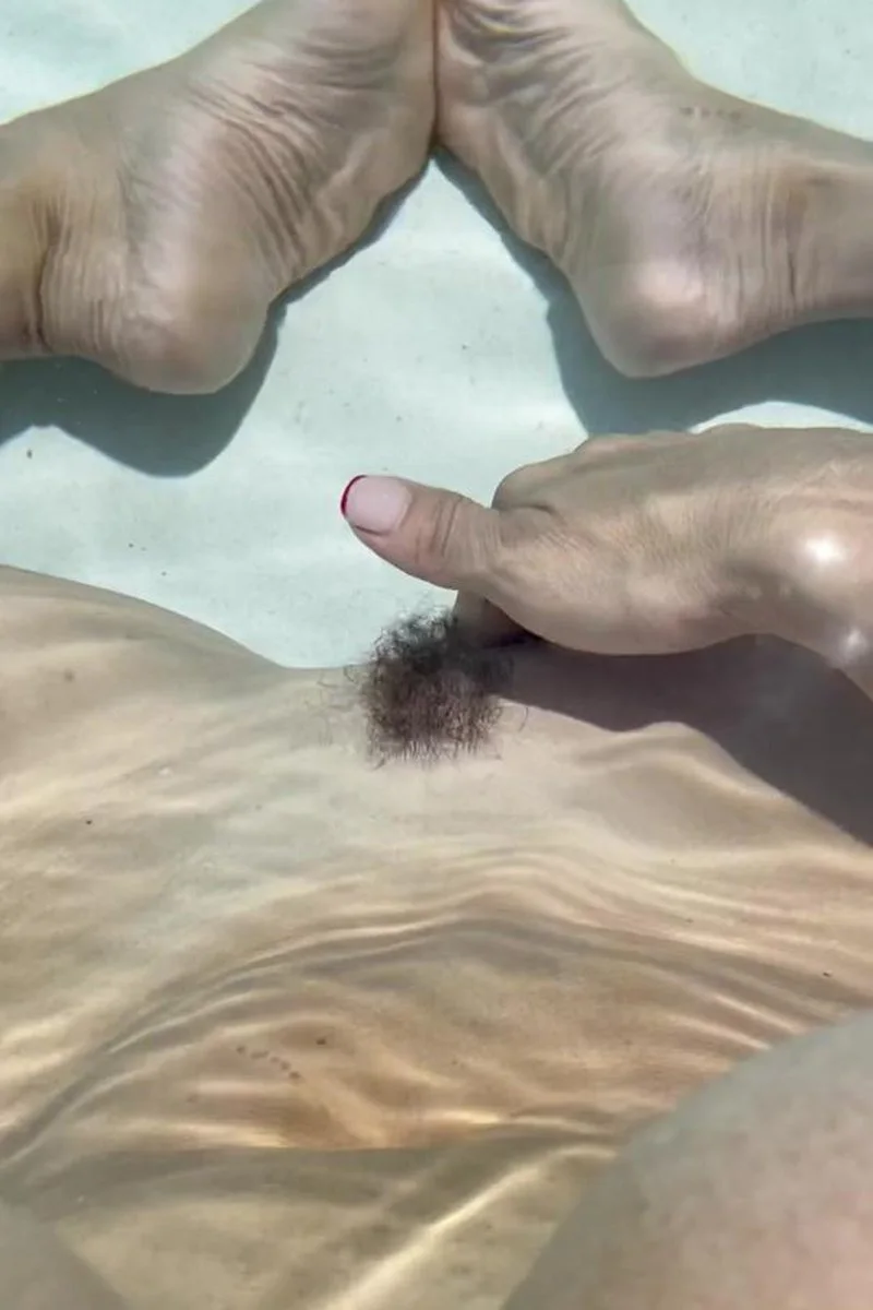 Masturbation Under Water