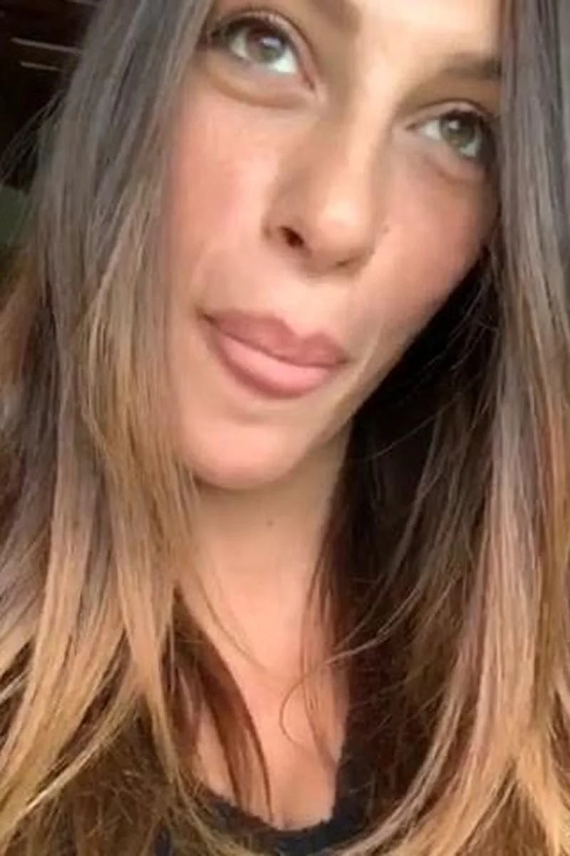 Ce Soir Une Actrice Dort A La Maison.. Trouverez Vous Son Nom ?