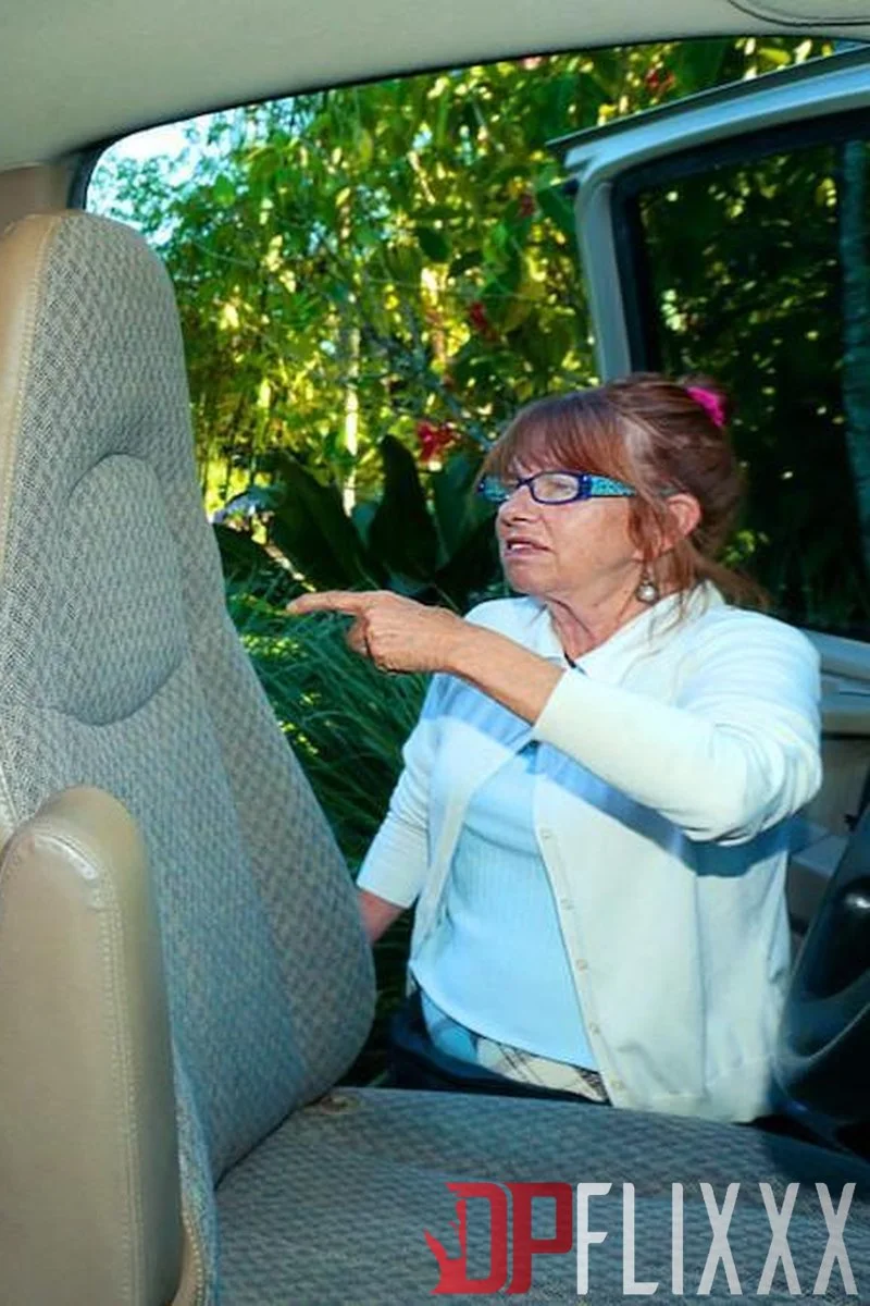 Drive By MILF