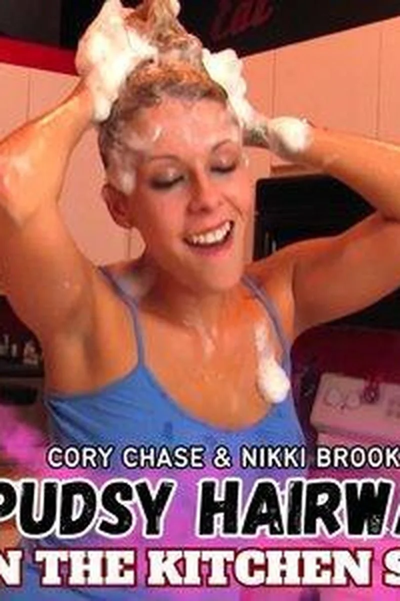 Cory Chase & Nikki Brooks Wash Their Hair In The Sink 4k