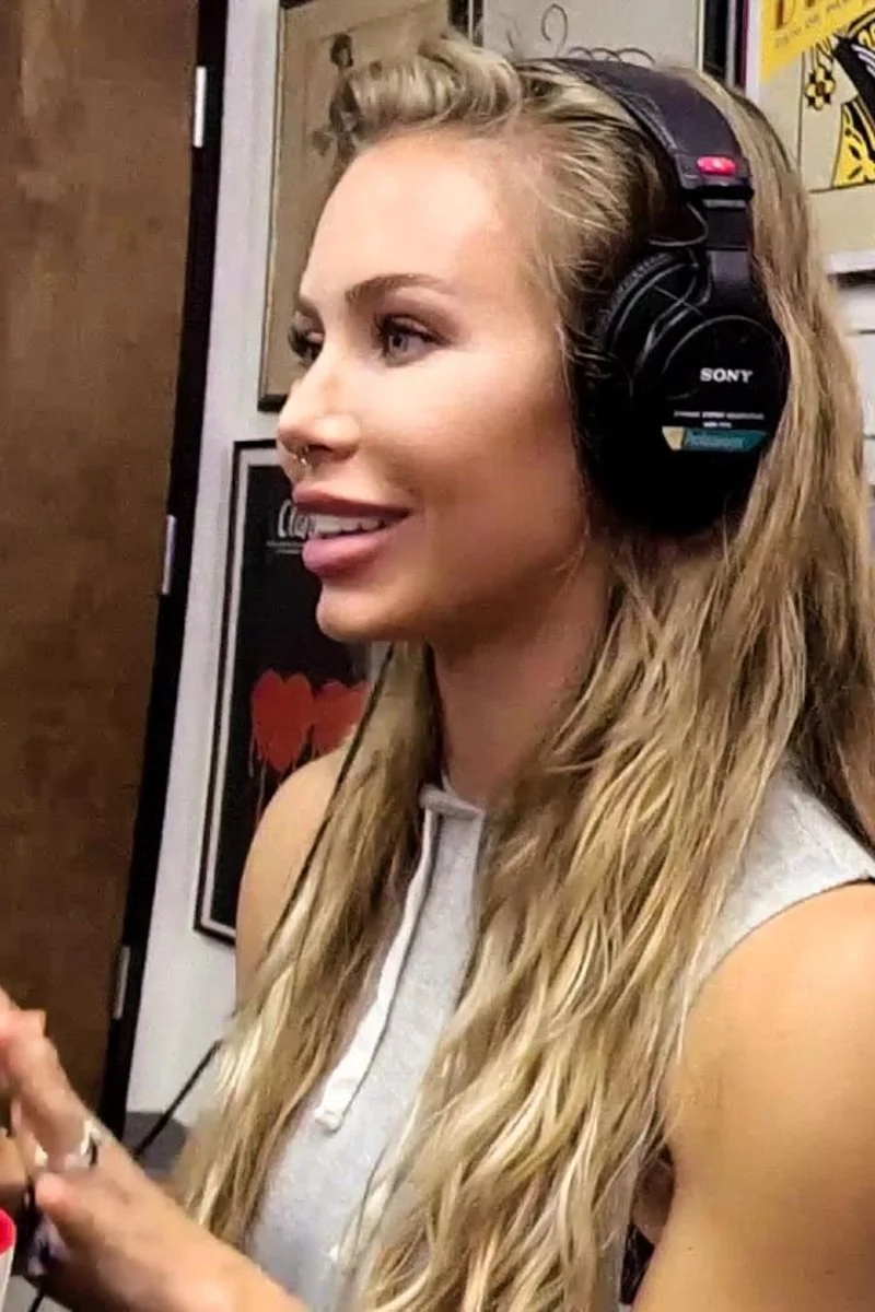 Unfiltered: Nicole Aniston