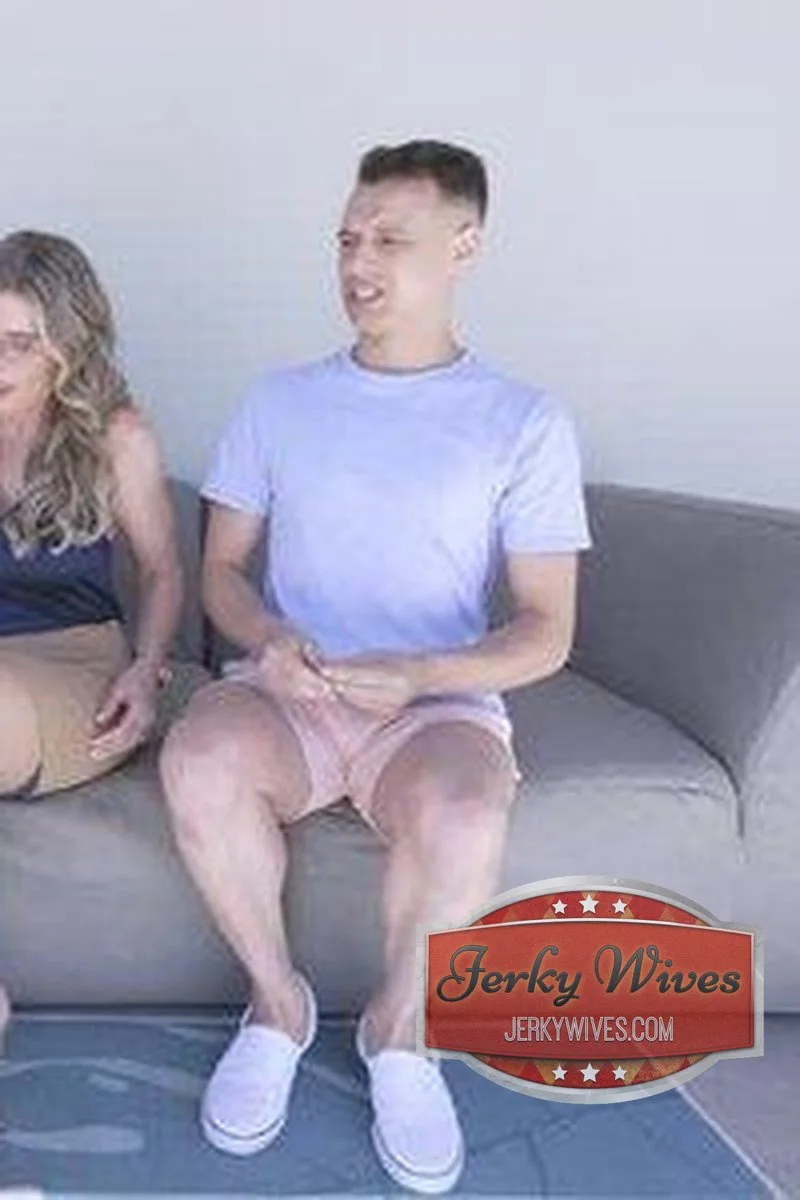 Cory Chase - Landlord Karen Cums To Collect (HD-720p)