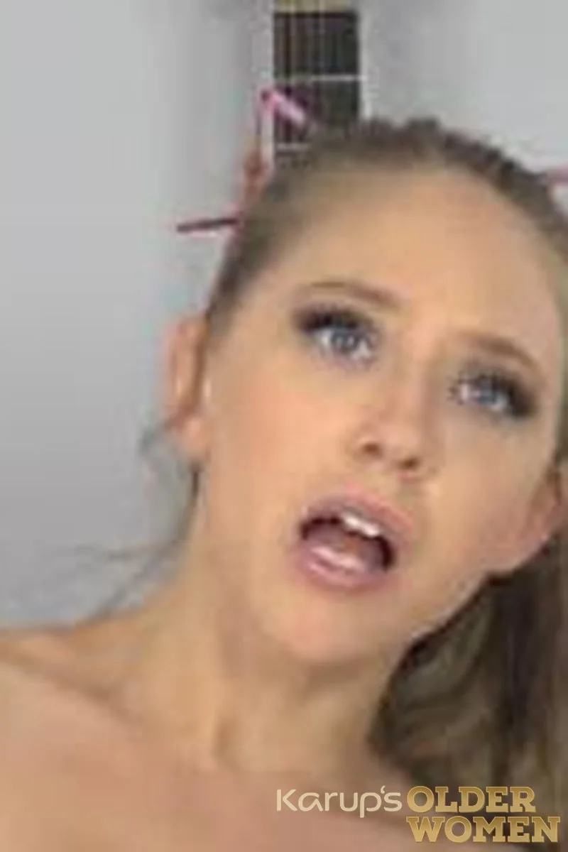 Kagney Lynn Karter