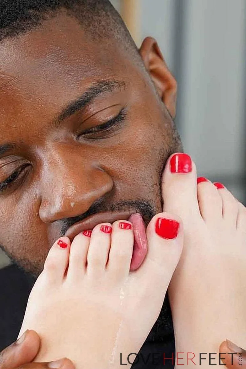 Horny Fairy's Foot Magic