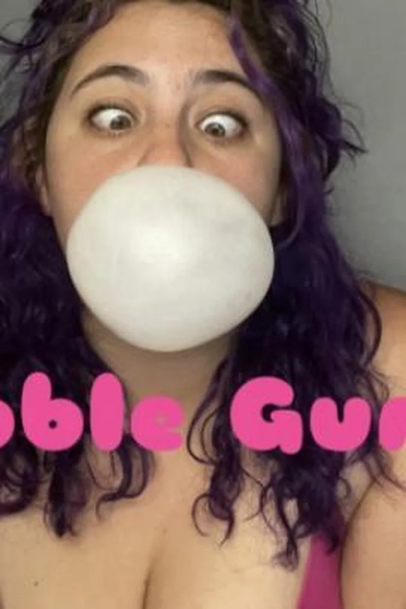 Blowing Bubble Gum: BBW, Bubble Gum, Dildo