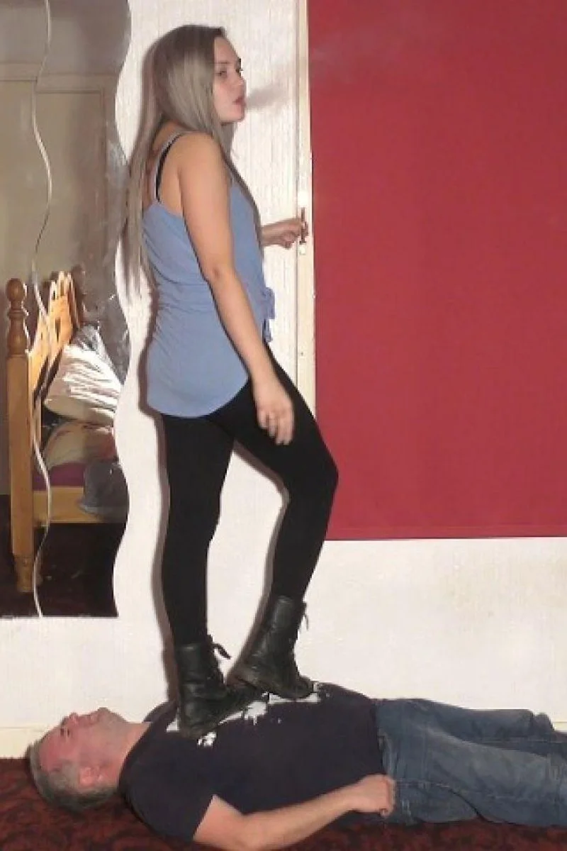 Dancing Sophie 658