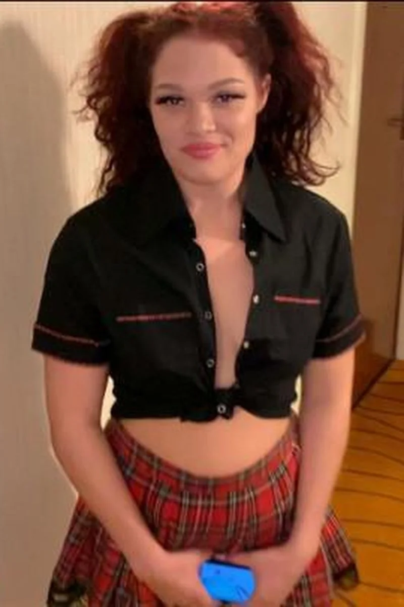 White Waitress Gets Properly Broken In With BWC