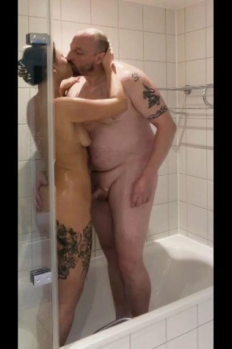 After Shoot Shower & Pee