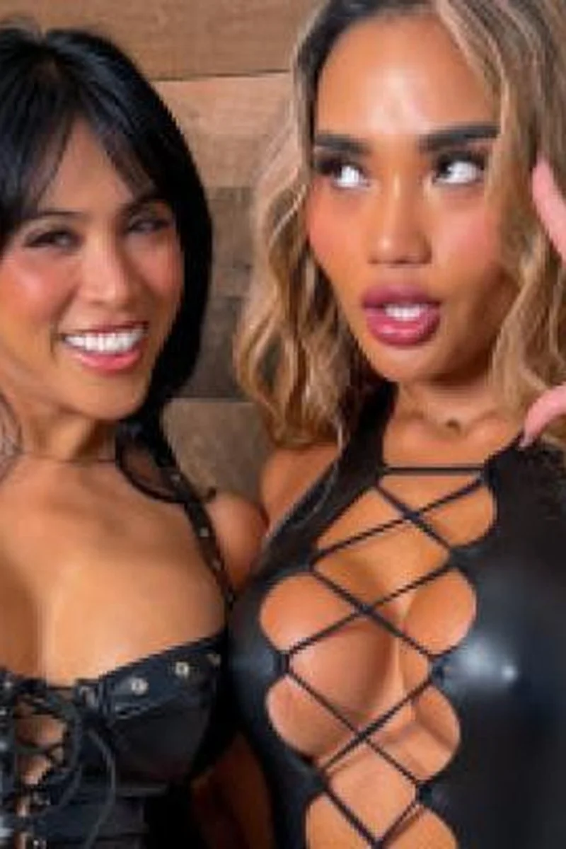 Ember Snow- Femdom JOI With Ava Marie