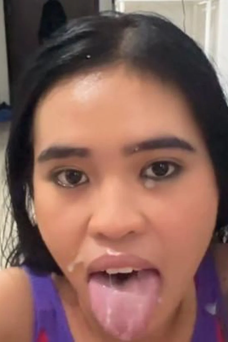 896 Cumshot