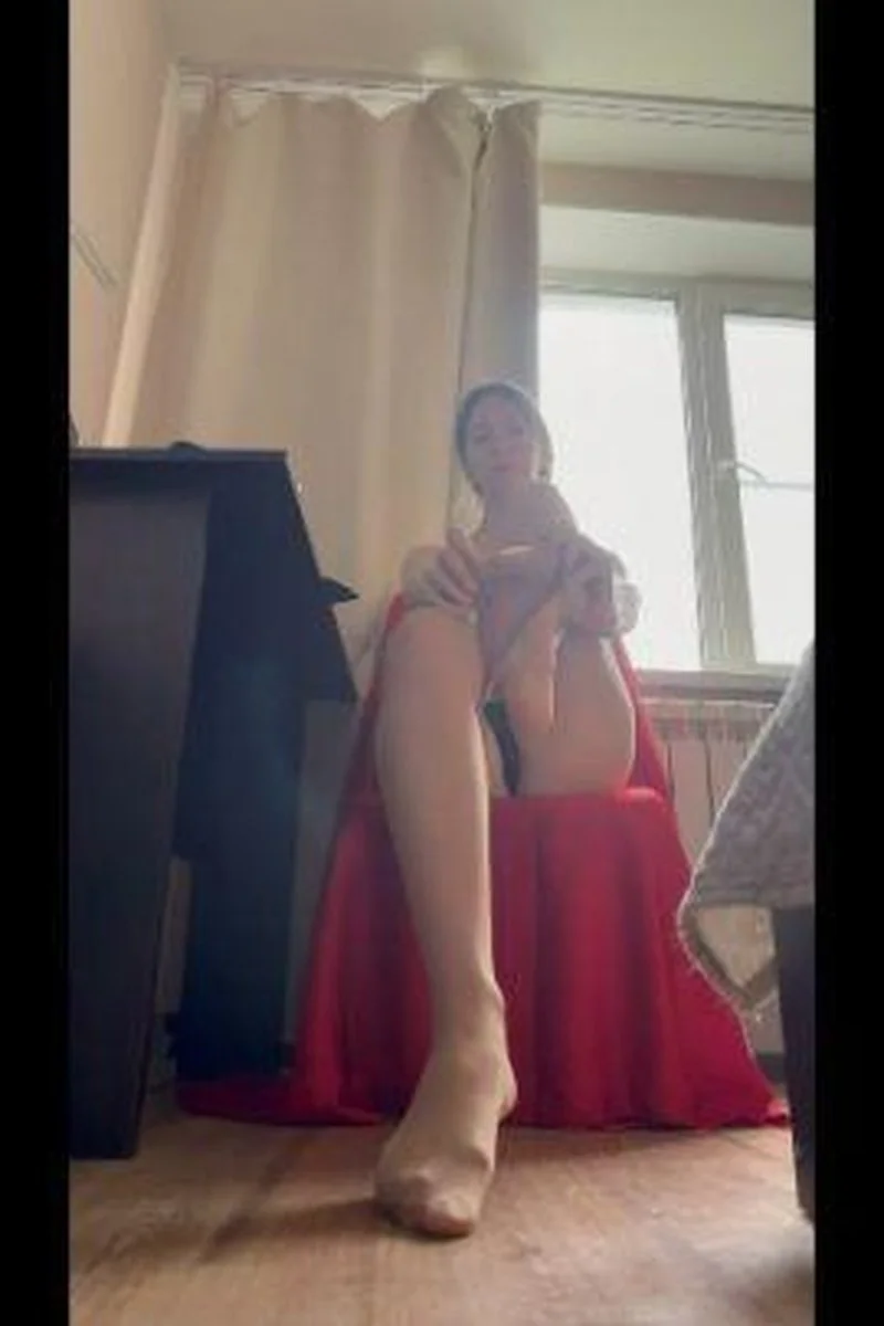 Endless Feet Of The Goddess: A Perfect Shape Ritual