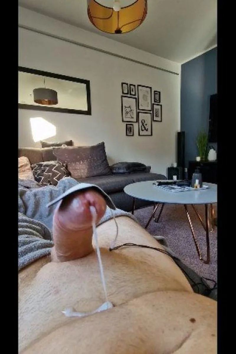 Long Electro Ems Job, Handsfree Cumshot, Lot Of Precum
