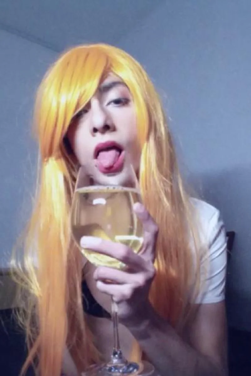 Schoolgirl Drinks Her Own Pee