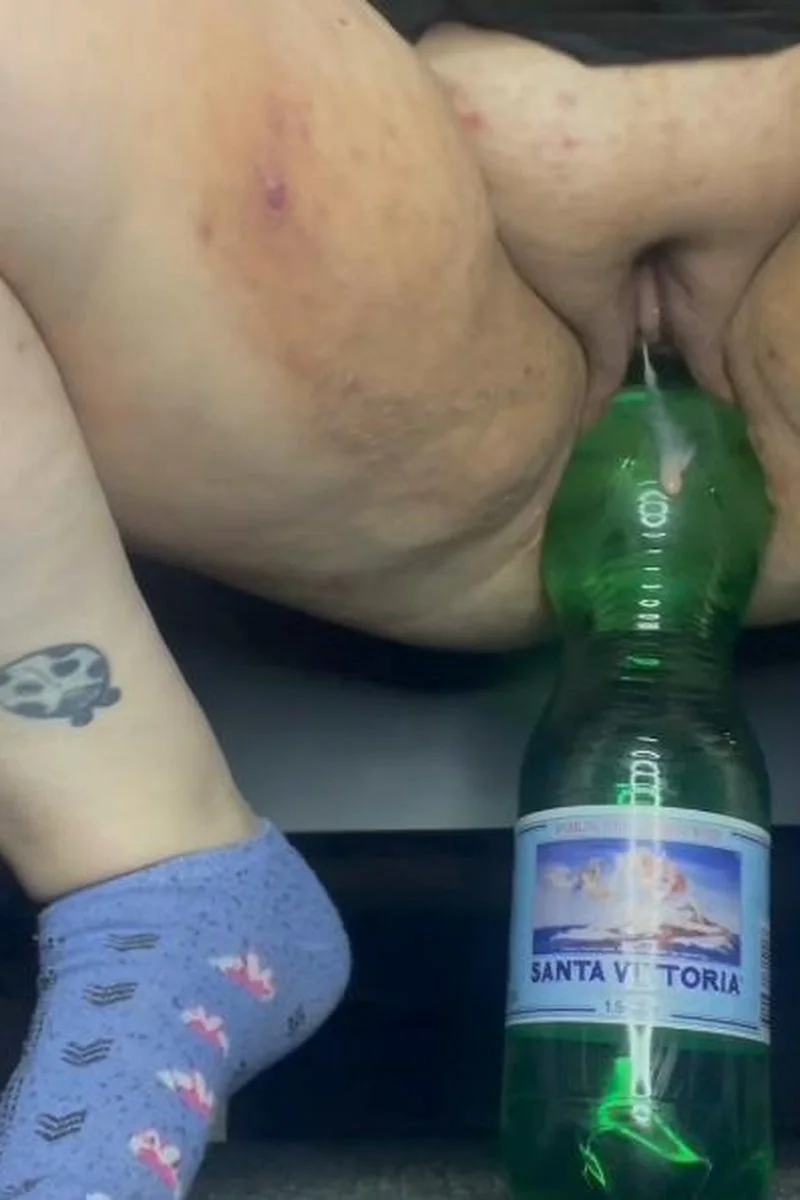Big Bottle, Creamy Pussy