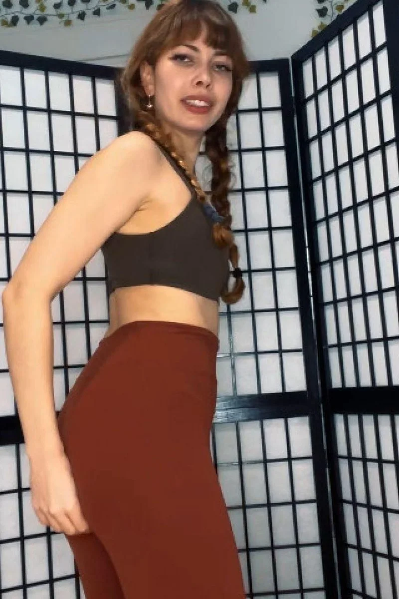 Changing Clothes To Cum In Face