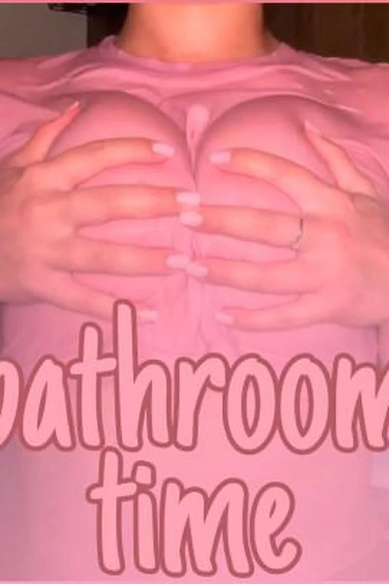 Wet Show / Feet / Bathroom