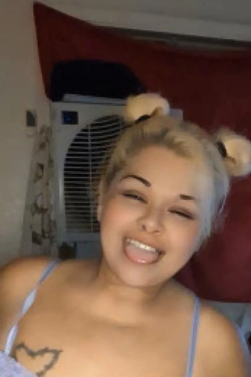 BBW Striptease