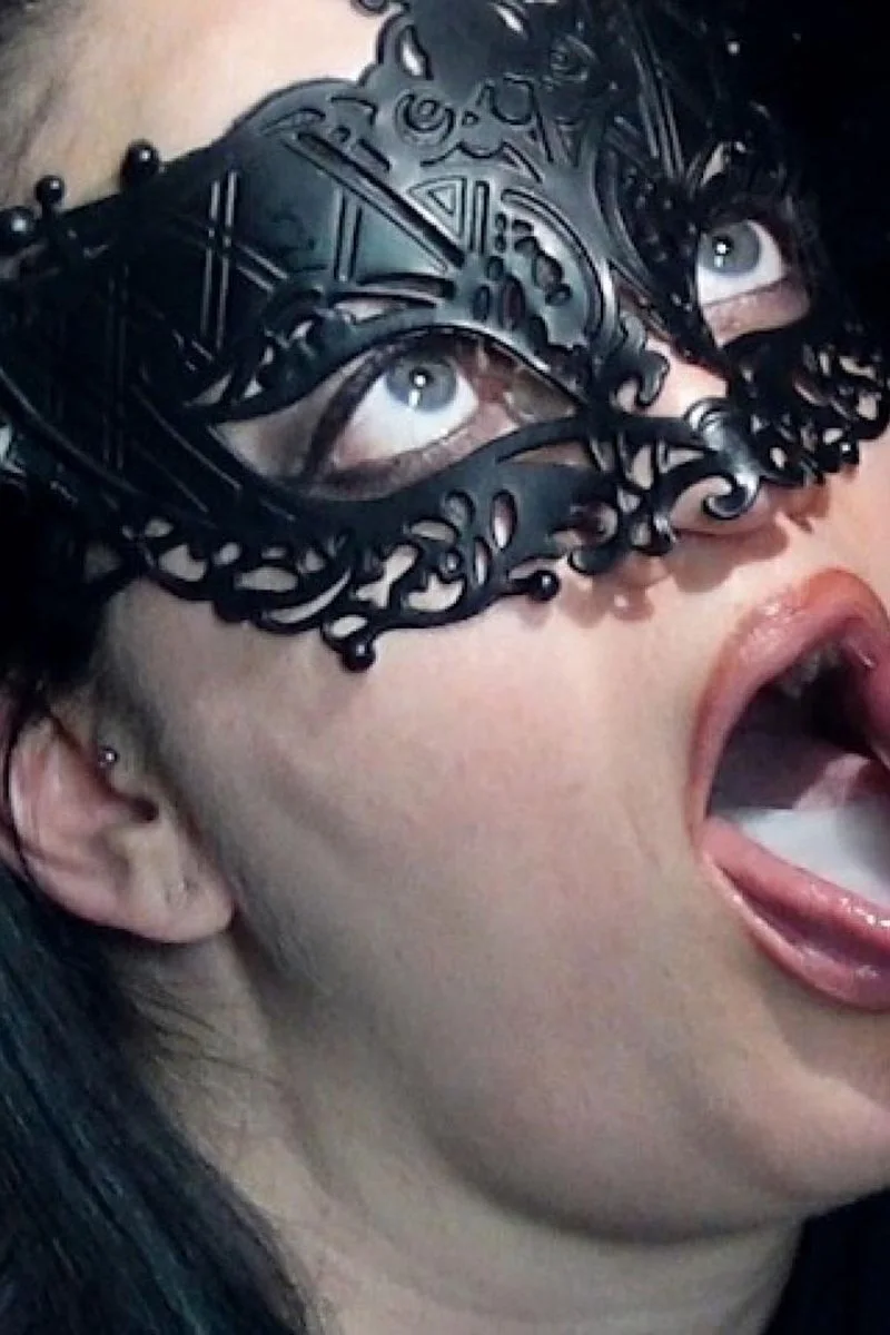 He Kept Cumming - Amateur MILF Swallowed The Biggest Load