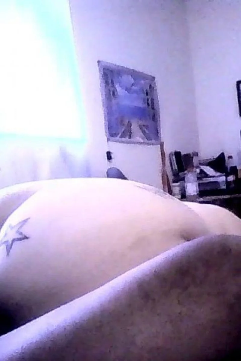 Reverse Cowgirl Pussy Play