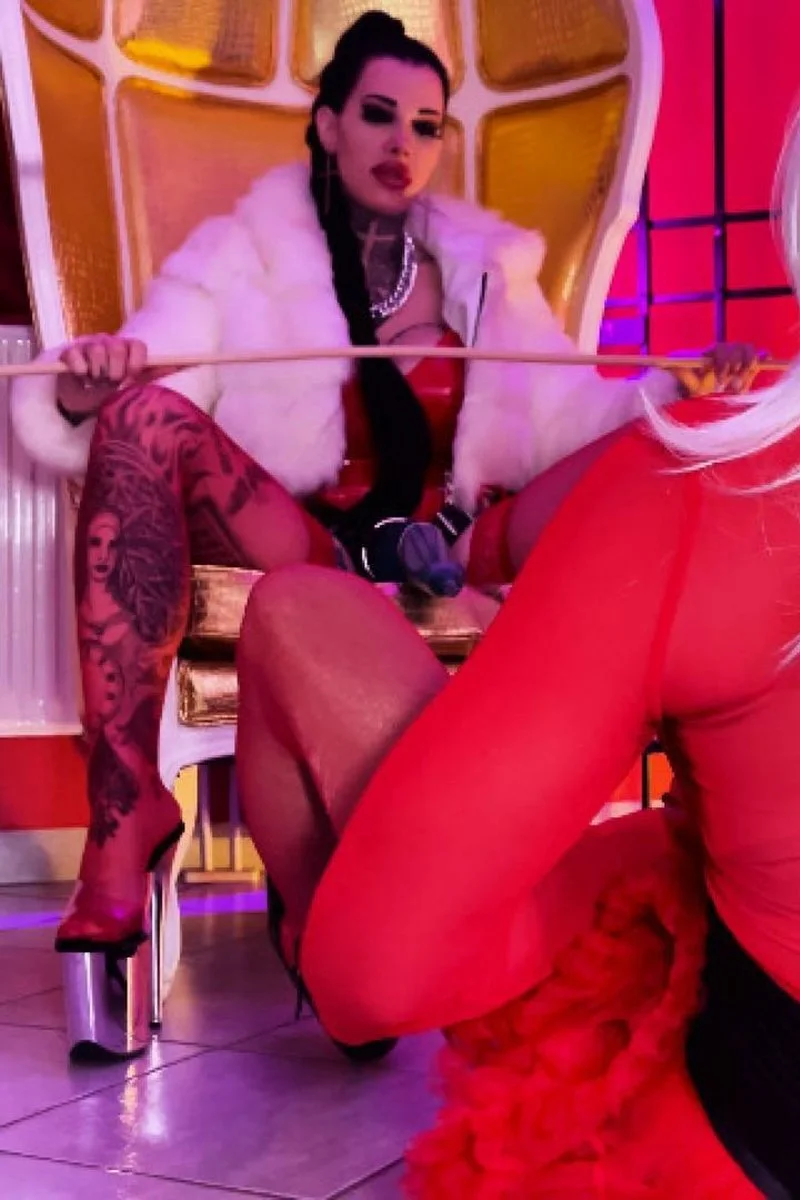 Femdom Wants To See If Sissy Can Handle Three Strap-Ons