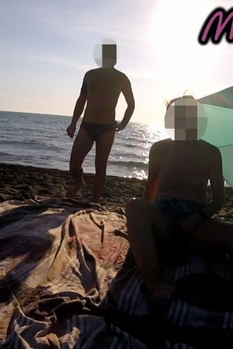 French Teacher Masturbation Voyeur Crowded Beach