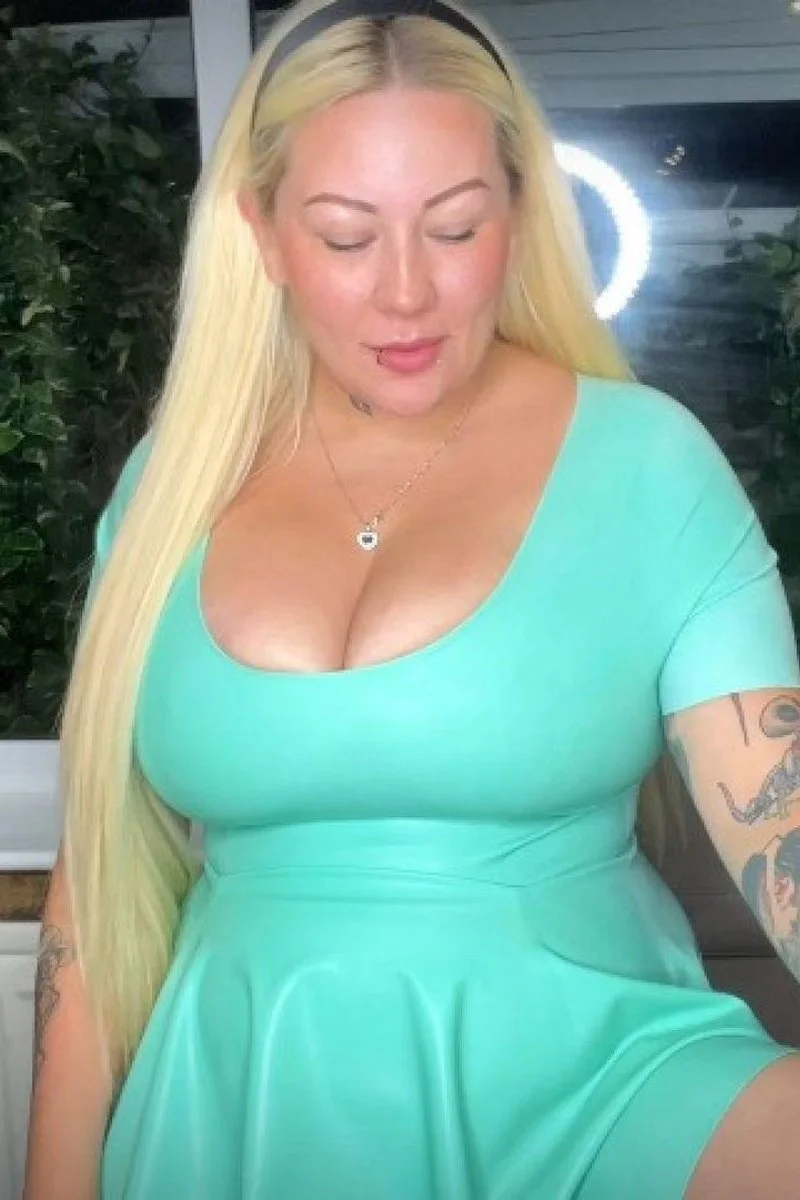 Breathless Strap On Suck