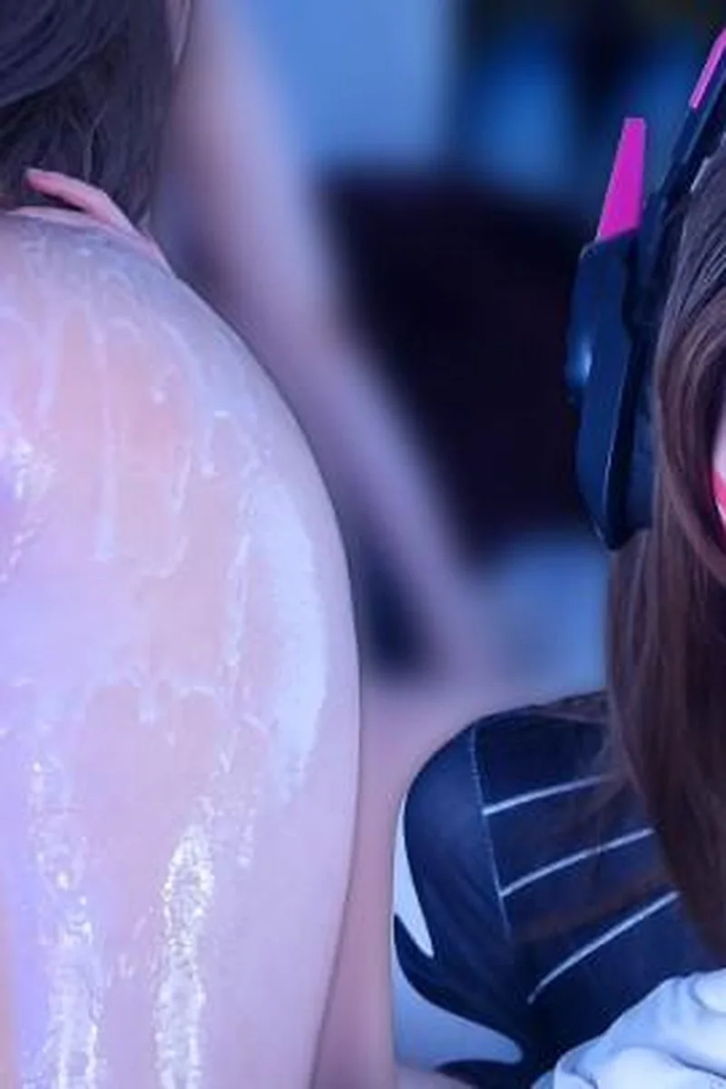 D.Va Cosplay Fucks With Big Ass Covered In Cum, Armpitjob