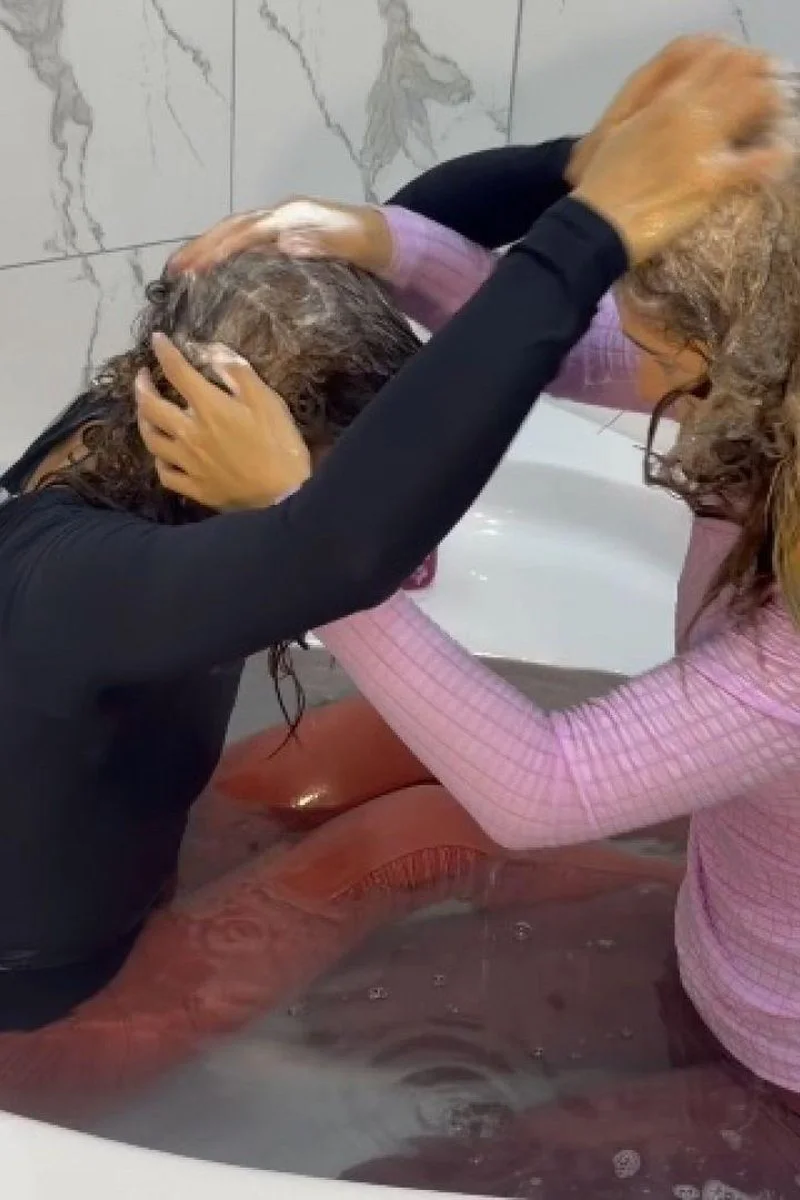 Washing Hair Together! Tight Outfits