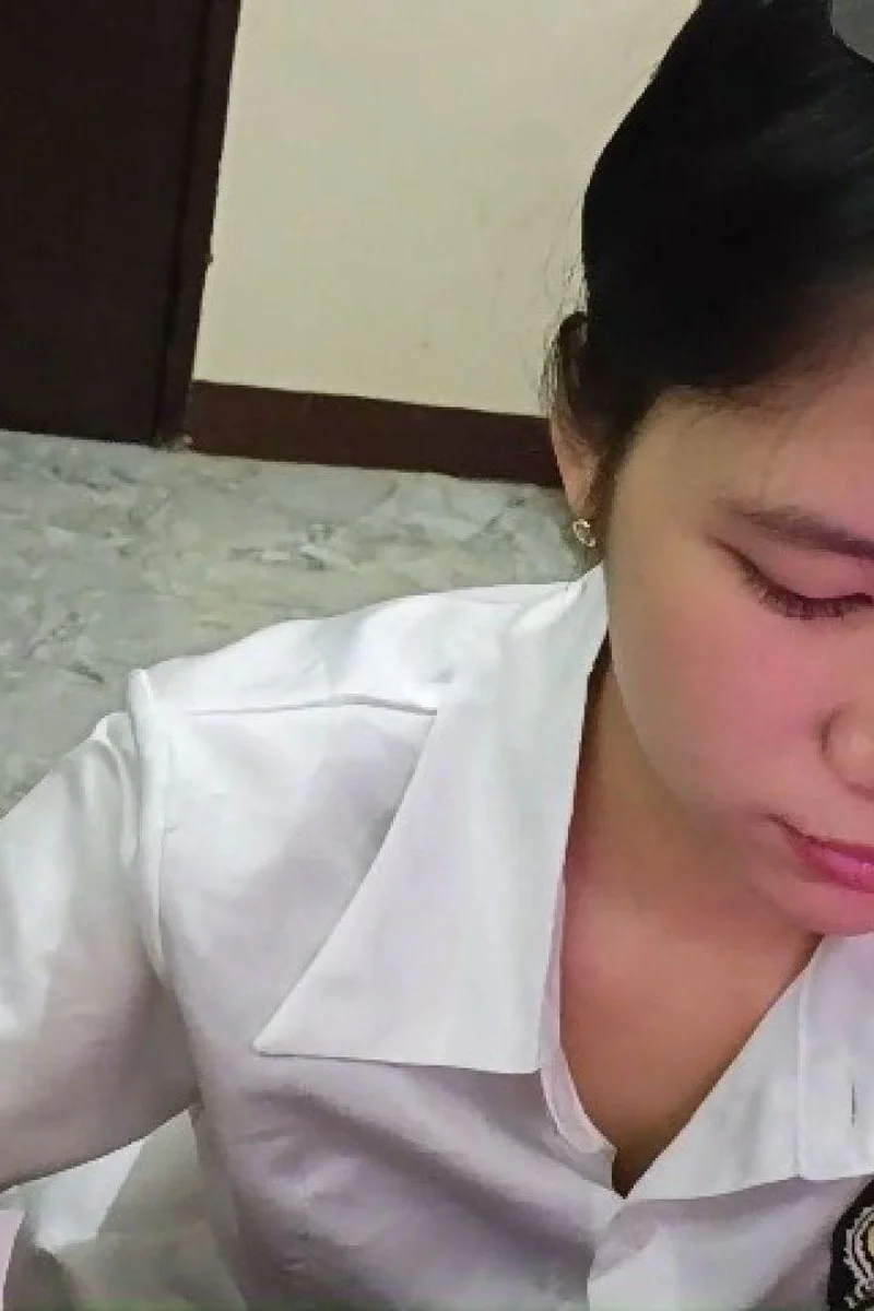 Horny Classmate Insists Me To Eat My Cum