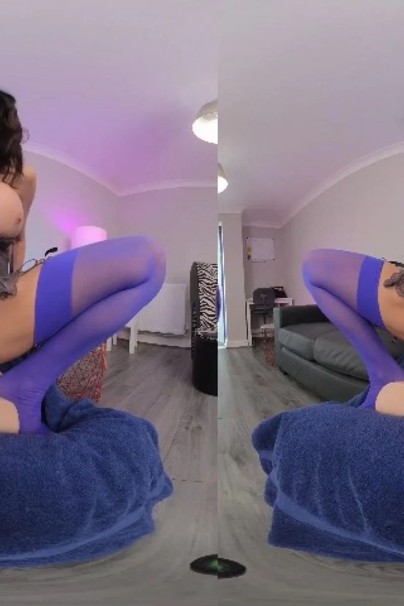 Nicole Rides Johnny Torso