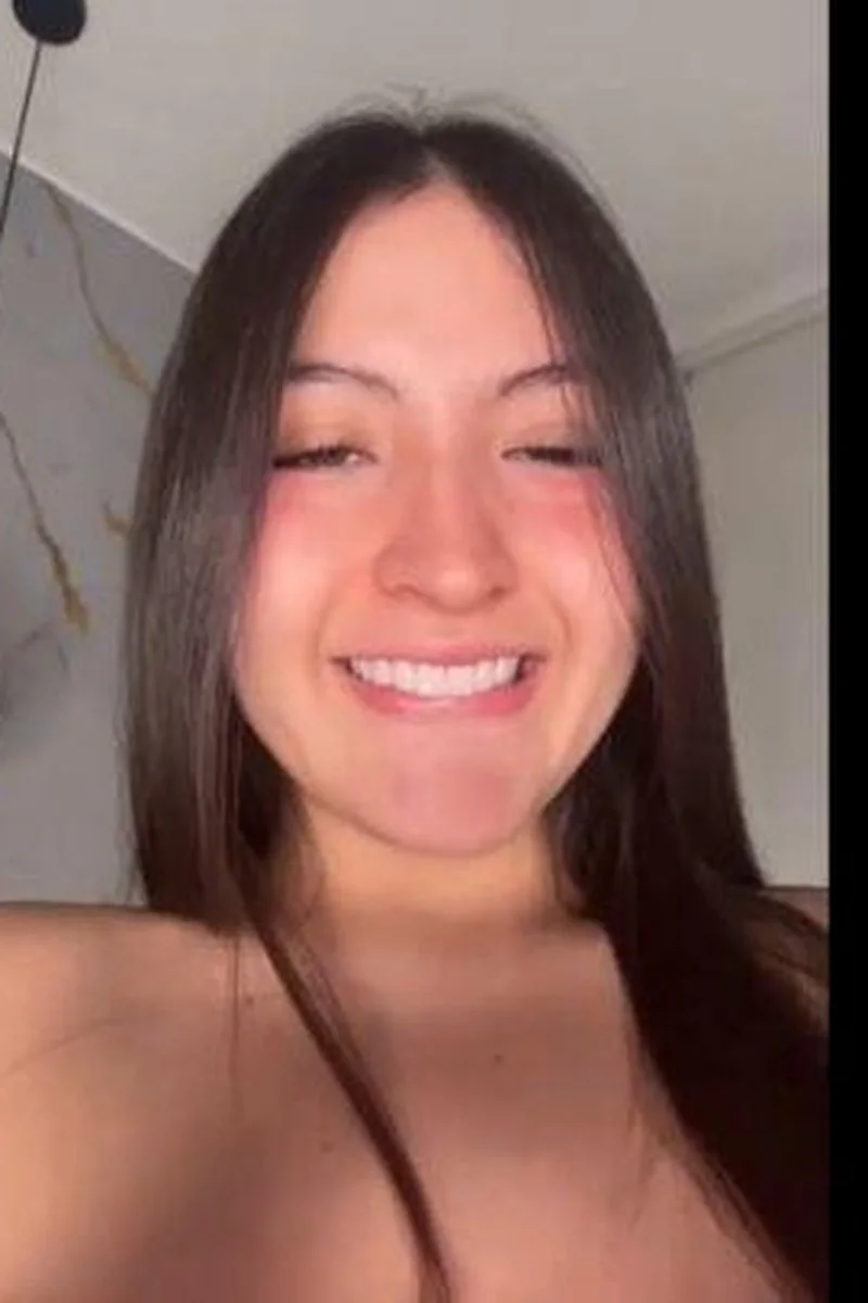 Her Dripping Clit Quivers: Fingers Rub It Frantica