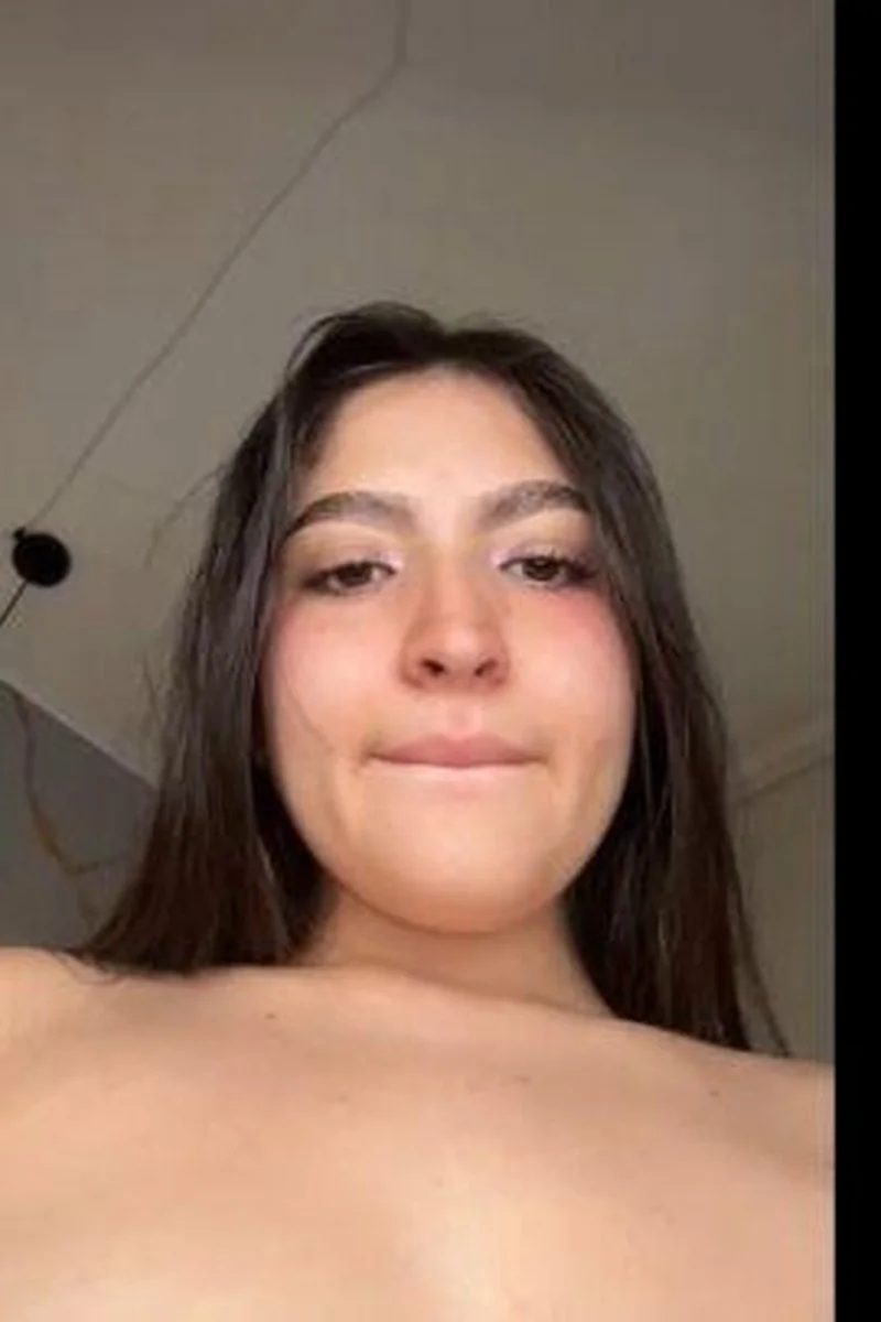 Her Swollen Clit Twitches Desperately From Non-Sto