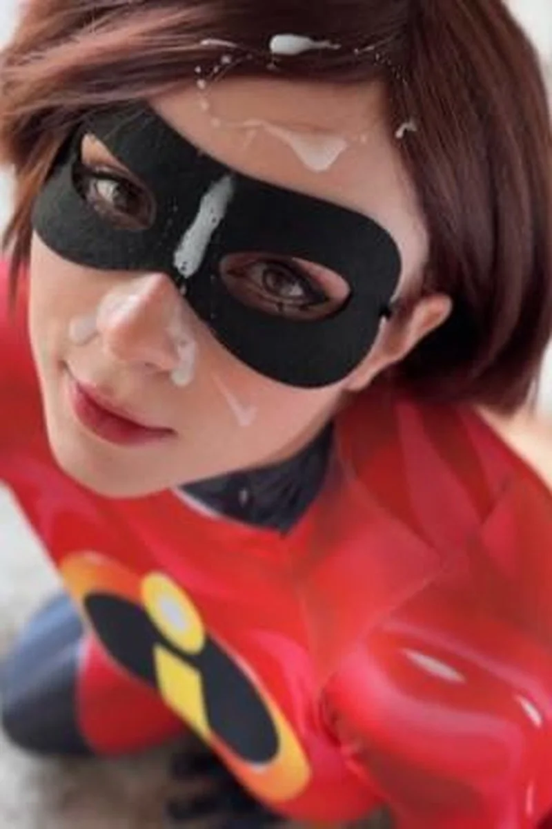 Elastigirl Fucks & Deepthroat Till Facial - the Incredibles