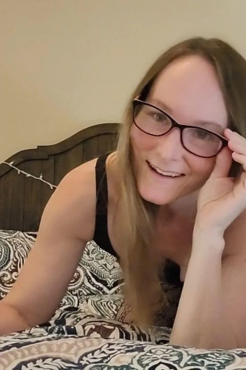 Mean Girlfriend Does SPH While Cucking You